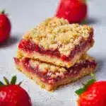 Strawberry Oatmeal Crumble Bars Recipe